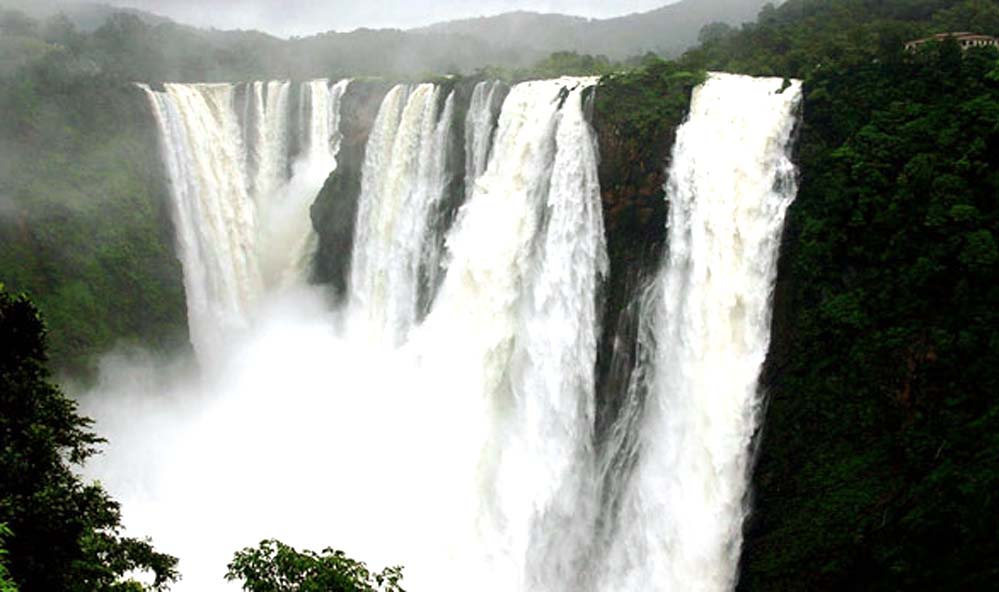 Nohsngithiang Falls Nohsngithiang Falls